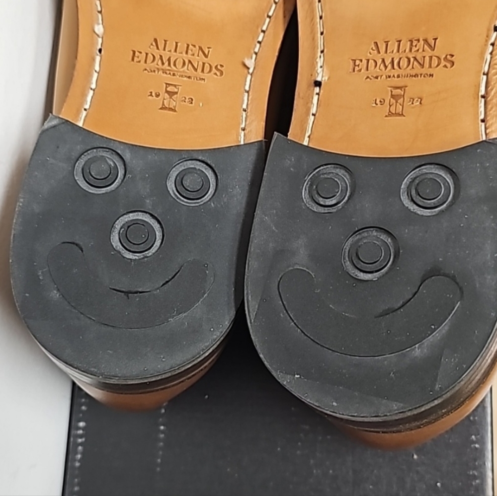 ALLEN EDMONDS DYLAN LOAFER. - Picture 10 of 13